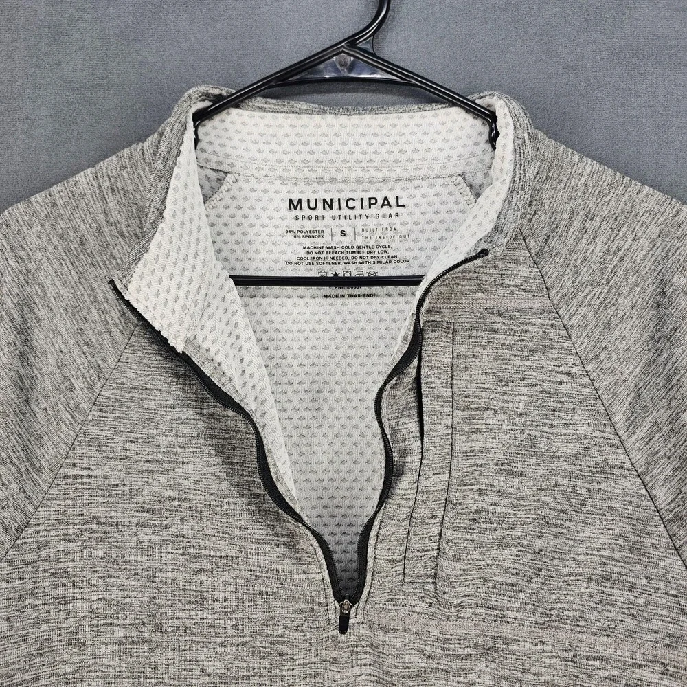 Municipal Sport Utility Gear Pullover Mens Small Gray 1/4 Zip Mock Neck Athletic